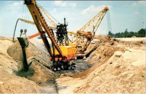 IL, Illinois  STRIP MINING Coal Mine & Equipment  PINCKEYVILLE~DuQUOIN  Postcard
