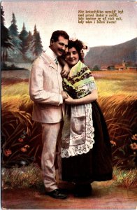 Victorian Romantic Couple Vintage Postcard C008