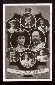 ROY126 - King Edward VII - with Queen Alexandra & their Grandchildren. postcard