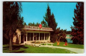 Weeki Wachee Florida Postcard Orchid Gardens Women On Lawn Chrome Unused Dexter