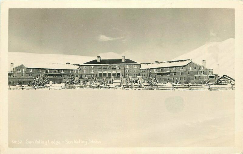 1940s Sun Valley Lodge Idaho RPPC Photo Postcard 6065