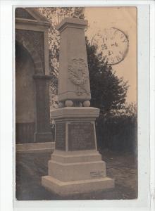 WASSIGNY - DEUX CARTES PHOTOS - MONUMENT AUX MORTS - très bon état