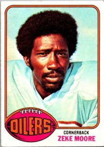 1976 Topps Football Card Zeke Moore Houston Oilers sk4601