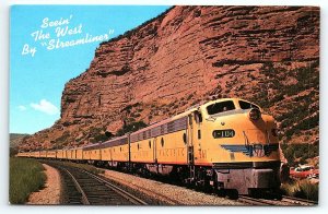 VINTAGE CANADIAN PACIFIC RAILWAY SEEIN THE WEST BY STREAMLINER POSTCARD P487