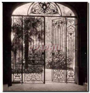 Postcard Old Paris Grille