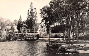 RPPC, Ontario Canada  MINER'S BAY LODGE  Hotel~Boats~Dock GULL LAKE  Postcard