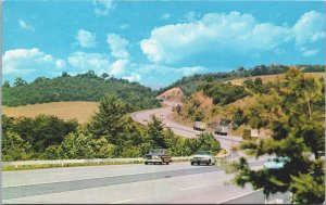 USA Fort Littleton Pennsylvania Turnpike Chrome Postcard 02.76