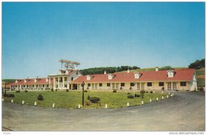 Crinoline Courts Motel, Bedford, Pennsylvania, 40-60s