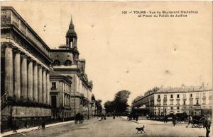 CPA TOURS - Vue du Boulevard Heuteloup et Place du Palais de Justice (298868)