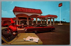 Postcard Dillon SC c1950 South Of The Border Phillips 66 Service Station I95