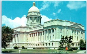 Postcard - State Capito, Frankfort, Kentucky