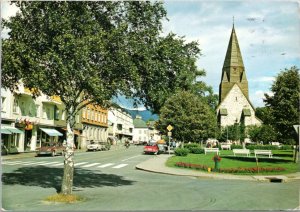 Postcard Norway Voss - Street view with the Church