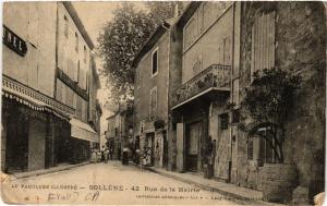 CPA Le VAUCLUSE Illustre - BOLLENE - Rue de la Mairie (512065)