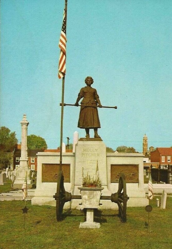 Postcard: Carlisle Pa Mounument In The Old Grave Yard Molly McKelly Pitcher   .  