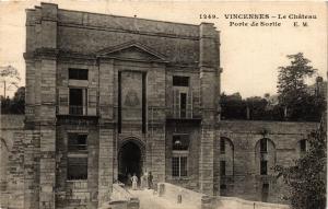 CPA Vincennes - Le Chateau Porte de Sortie (259943)