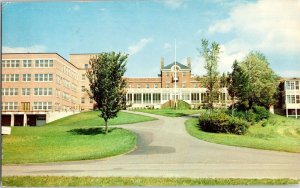 Wales Home Richmond Quebec Canada Plastichrome Colourpicture Vintage Postcard 