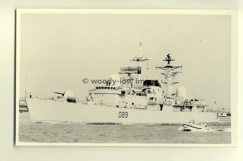 na0524 - Royal Navy Warship - HMS Exeter - photograph