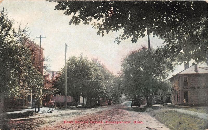 E89/ Frazeysburg Ohio Postcard c1910 East Second Street Globe House