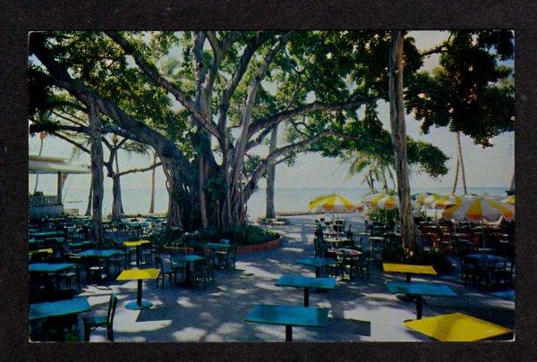 HI Banyon Court Moana Hotel HONOLULU HAWAII Postcard