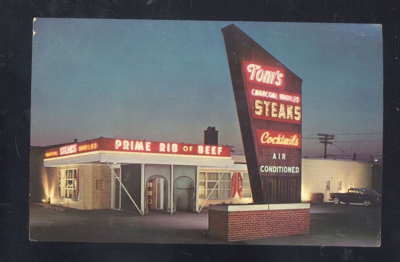 MELROSE PARK ILLINOIS TOM'S RESTAURANT VINTAGE ADVERTISING POSTCARD AT NIGHT