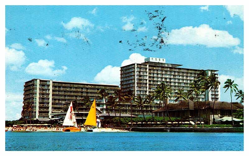 Postcard HOTEL SCENE Honolulu - Waikiki Hawaii HI AQ3110