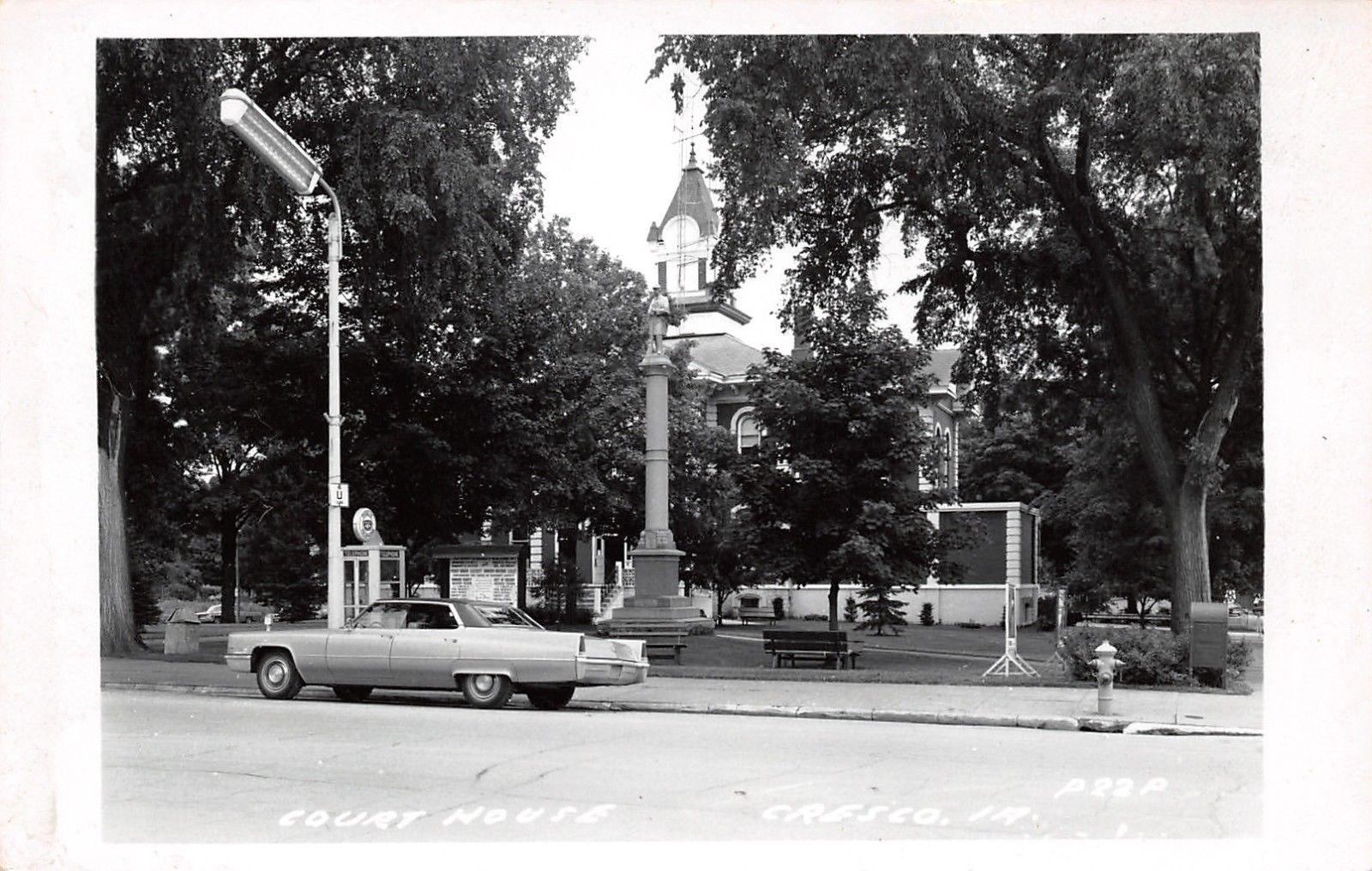 Cresco IA GasGuzzler 1970s CarTelephone BoothCivil War MonumentRPPC