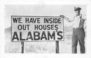 H9/ Buffalo Wyoming Postcard c40s Alabam's Restaurant Sign Cop