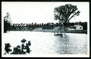 h2805- LAC ALOUETTE Que 1940s Waterfront Cabins. Real Photo Postcard by Vermette