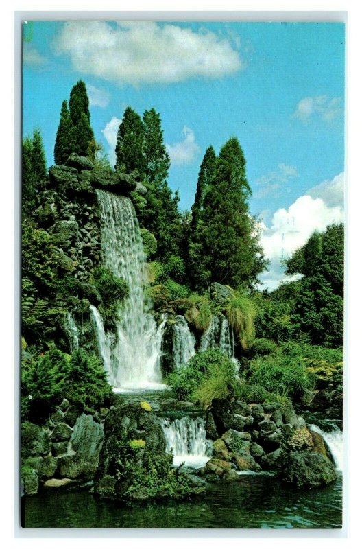 Postcard Towering waterfall and canals at Florida Cypress Garden 1979 G61