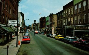 Canada King Street Looking East Brockville Ontario Chrome Postcard 08.78