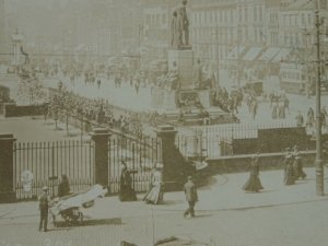 Manchester PICCADlLLY Animated Street Scene c1905 RP Postcard by Hunt