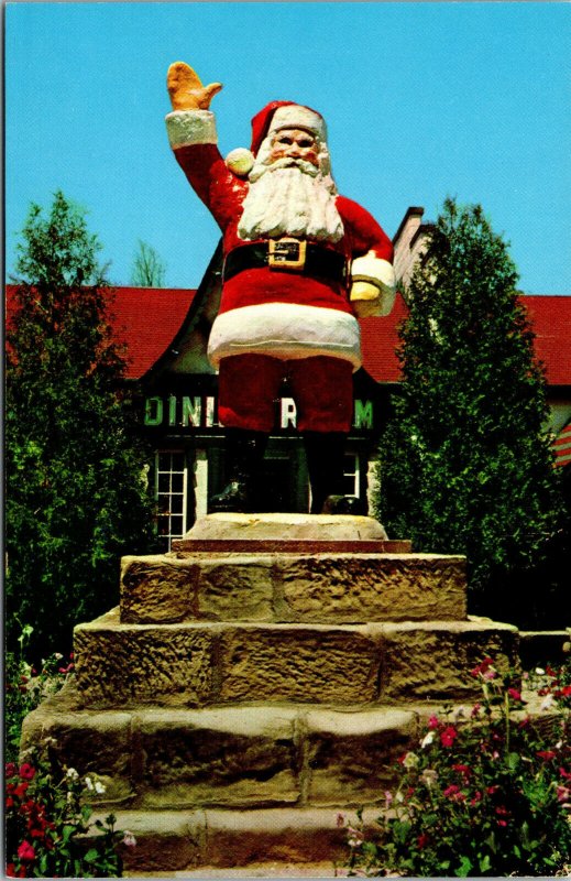 Vtg 1950s Santa Claus Statue Santa Claus Land Indiana IN Curteich Postcard