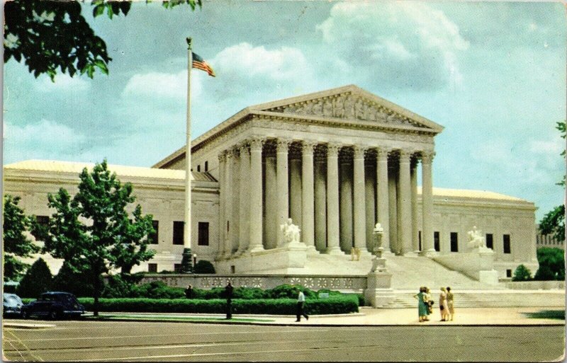 United States Supreme Court Building US Flag Visitors Old Cars Postcard WOB Note 