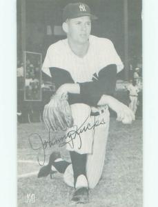 Unused 1950's postcard JOHNNY KUCKS - PITCHER FOR NEW YORK NY YANKEES k7131