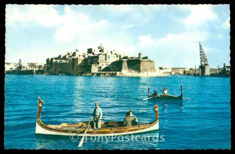 Dghajsas in grand Harbour and Senglea Point