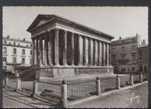 France Postcard - Nimes (Gard) - La Maison Carree     RR5793