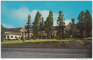 Lake Hotel, Yellowstone Lake, YELLOWSTONE National Park, Wyoming, 40-60s