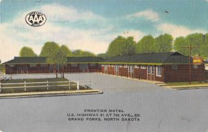 Grand Forks North Dakota Frontier Motel Vintage Postcard AA41078