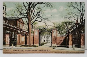 Cambridge Massachusetts Johnston Gate, Harvard College c1910 Postcard B4