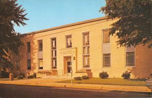 West Point Mississippi Clay Court House Street View Vintage Postcard K71500