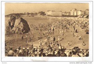 People Bathing, The Grande Plage & The Cap St-Martin, Biarritz (Pyrénées-At...