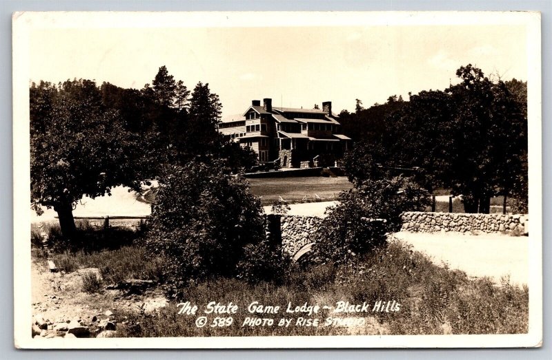 RPPC The State Game Lodge Black Hills SD C1935 Postcard U23