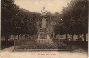 CPA Noisiel La Statue de M. Menier FRANCE (1101260)