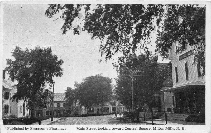 H73/ Milton Mills New Hampshire Postcard c1918 Main St Central Square 37