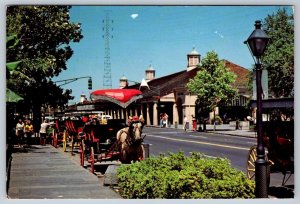 Horse Drawn Carriages, French Market, New Orleans Louisiana, 1989 Postcard