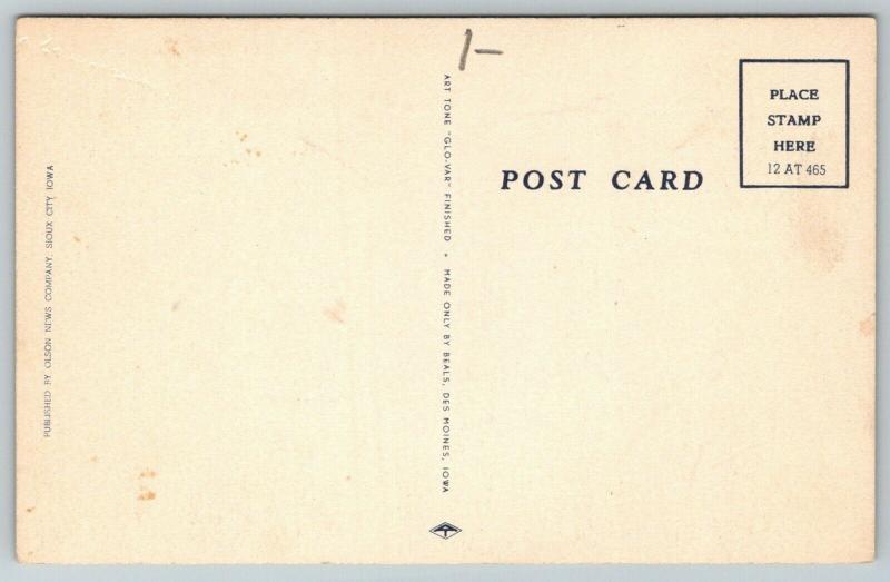 Sioux City Iowa~Sioux Apartment Hotel~Porte Cochere~1940s Linen Postcard 