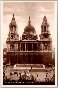 St. Paul's Cathedral London England Religious Building Real Photo RPPC Postcard