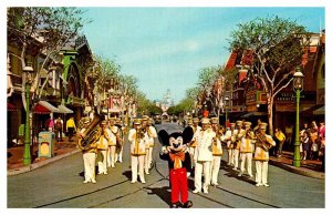 Postcard AMUSEMENT PARK SCENE Anaheim California CA AS5638