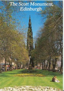 Scotland Postcard - The Scott Monument - Edinburgh - Ref TZ2977