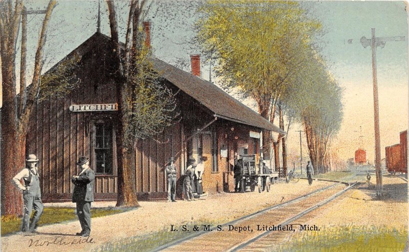J45/ Litchfield Michigan Postcard c1910 LS&MS Railroad Depot 58